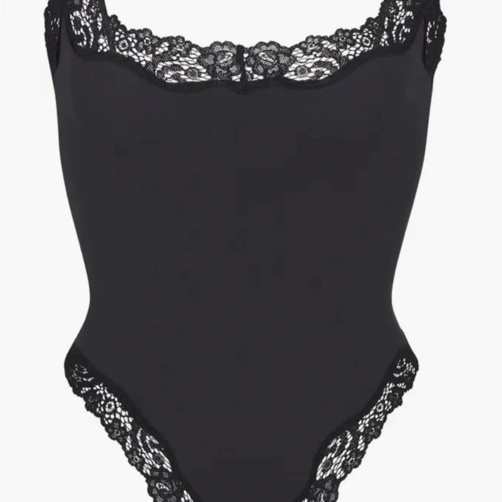 Fits Everybody Lace Cami Bodysuit size small - Picture 3 of 3